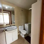 Piso Reformado Con Terraza, Piscina, 3 Minutos De Playa De Fenals * Lloret de Mar