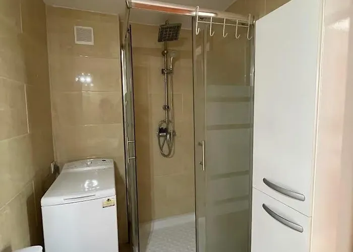 Apartment Piso Reformado Con Terraza, Piscina, 3 Minutos De Playa De Fenals Lloret de Mar