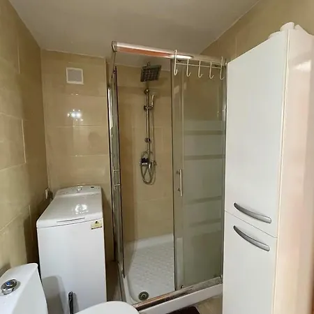 公寓 Piso Reformado Con Terraza, Piscina, 3 Minutos De Playa De Fenals 滨海略雷特